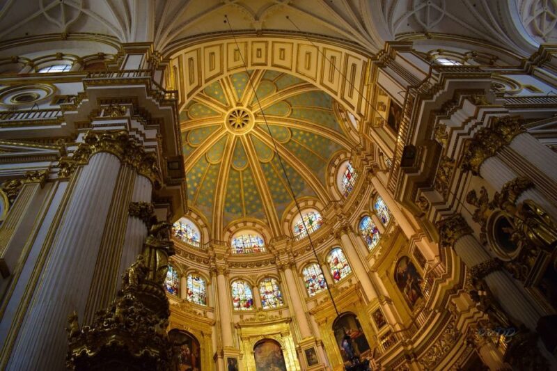 Granada: City Center, Cathedral, Capilla Tour - Key Points