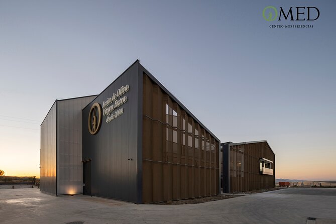 Granada in EVOO: Guided tour and unique sensorial tasting - The Step-by-Step Process of Extra Virgin Olive Oil