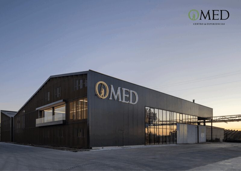 Granada in EVOO: Olive grove guided tour and sensory tasting - Visiting the OMED Olive Mill: A Modern Facility with Tradition