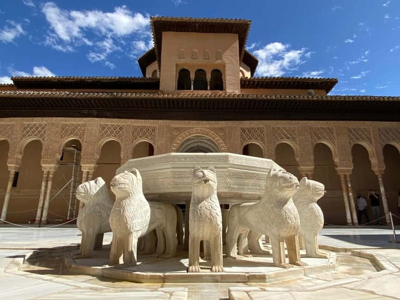 Granada: Last minute ticket Alhambra Tour - Who Will Appreciate This Tour Most?