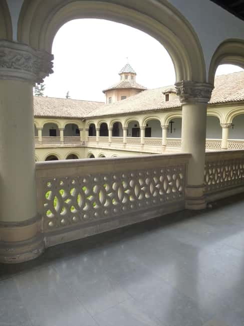 Granada: Monastery of San Jerónimo Entry Ticket - Visiting the Refectory, Chapter Rooms, and Other Monastic Spaces