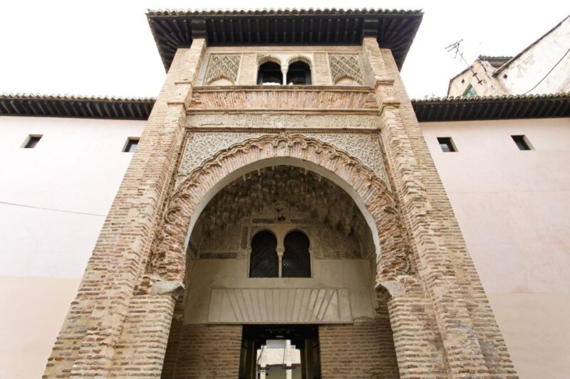 Granada: Moorish Monuments Entrance Tickets - Explore Granada’s Moorish Monuments in Albaicin for $12