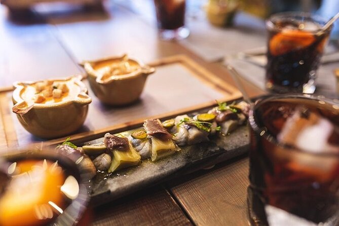 Granada Original Tapas Crawl by Food Lover Tour - What to Expect at Each Venue