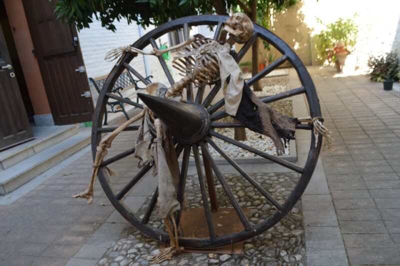 Granada: Palacio de los Olvidados and Torture Exhibition - The Experience Provider and Booking Flexibility