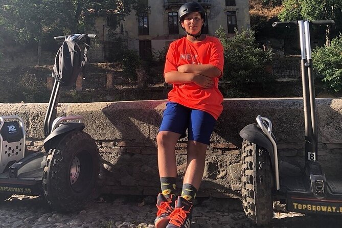 Granada: Panoramic Tour by Segway - The Role of the Guides and Their Expertise