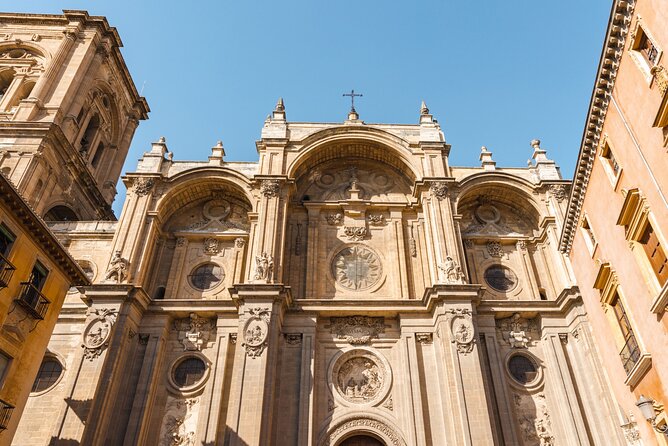 Granada Scavenger Hunt and Sights Self-Guided Tour - Value and Price: An Affordable Way to See Granada