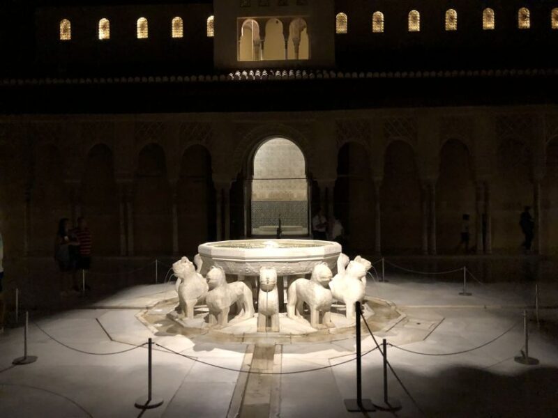 Granada: The Alhambra and Nasrid Palaces Guided Night Tour - Key Points