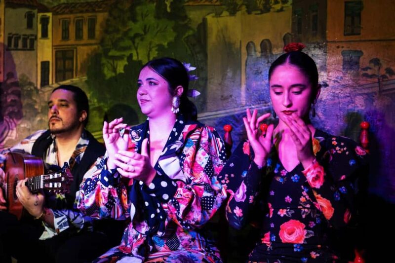 Granada: Traditional Flamenco show at Tablao Albayzín - Discover Granada’s First Flamenco Venue in a Historic Setting