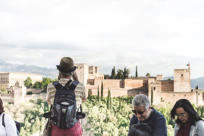 Granada's Hidden Treasures: Albayzin and Sacromonte Walking Tour - Practical Details and Amenities