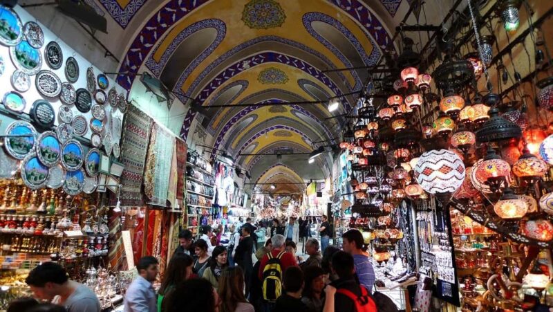 Grand Bazaar Artisan Shopping Tour with Local Expert - Key Points