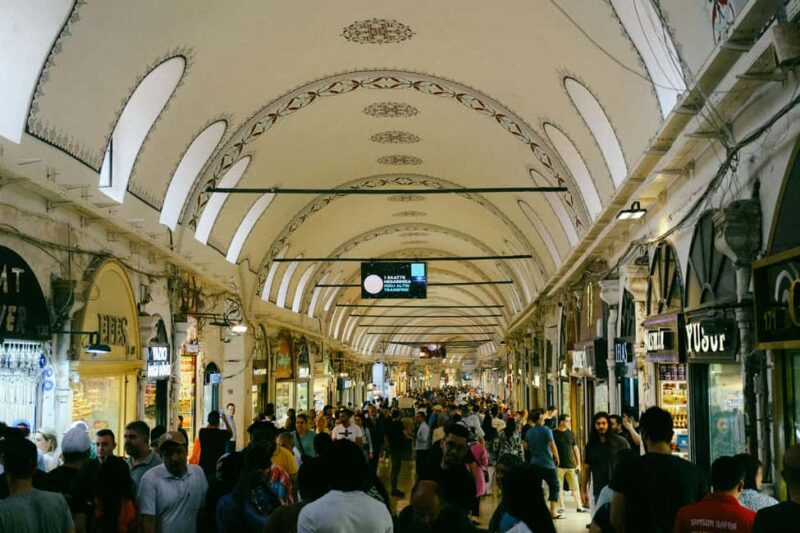 Grand Bazaar Artisan Shopping Tour with Local Expert - Starting at Paran Tour Office in Sultanahmet
