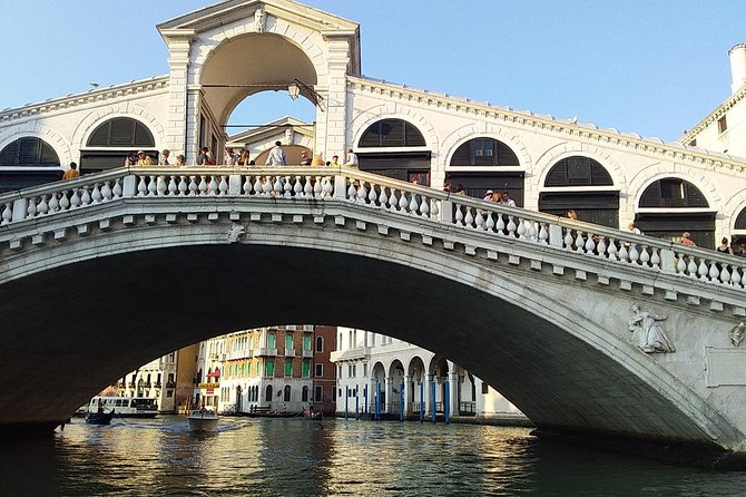 Grand Canal boat tour and Murano glass experience with Hotel pick up - Exploring Murano Island: The Glass Factory and Demonstration