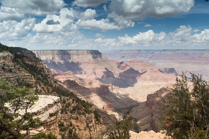 Grand Canyon Helicopter 45-Minute Flight with Optional Hummer Tour - The Experience of the Flight and Pilot Expertise