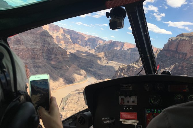 Grand Canyon Helicopter Tour and River Raft or Emerald Cave Kayak - Limitations and Considerations for Participants