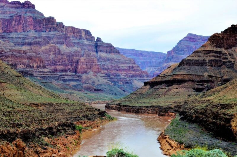 Grand Canyon Helicopter Tour with Black Canyon Rafting - Discover the Excitement of the Grand Canyon Helicopter and Rafting Tour