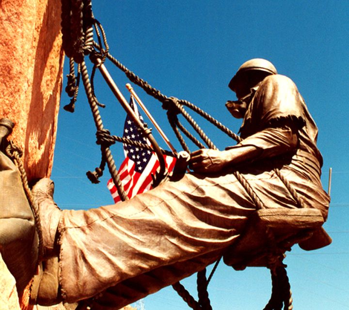 Grand Canyon West & Hoover Dam Combo Tour - Exploring Hoover Dam’s Exterior Tour