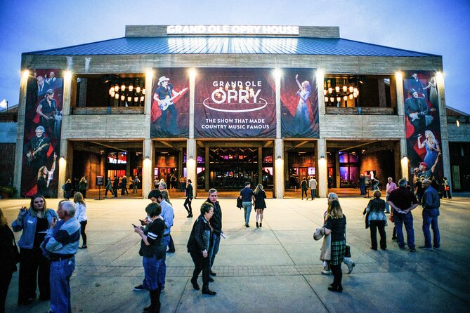 Grand Ole Opry House Guided Backstage Tour in Nashville - Logistics and Meeting Points