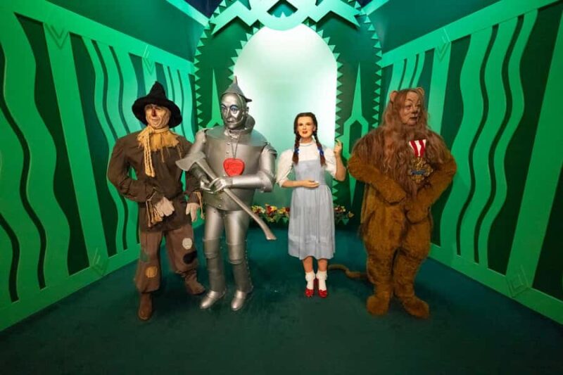 Grand Prairie: Ripley's Grand Prairie 5 Attraction Combo - Get Lost and Challenge Your Senses in the Mirror Maze