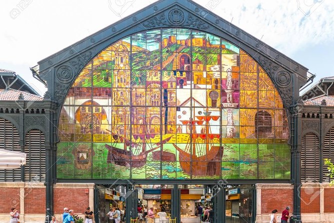 Grand Private Tour: The Best of Malaga and its Surrounds - Walking Down from Castillo de Gibralfaro to Malaga’s Historic Center