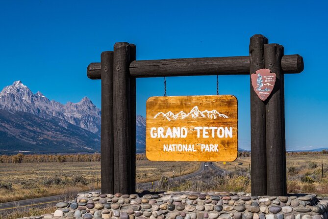 Grand Teton,Yellowstone National Park,Las Vegas 8Day Tour from LA - Discover the 8-Day Grand Teton, Yellowstone, and Las Vegas Tour from LA
