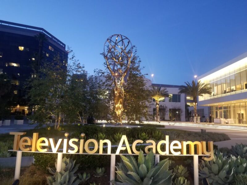 Grand Tour of Los Angeles - Additional Stops Include Venice Beach, Marina del Rey, and Malibu