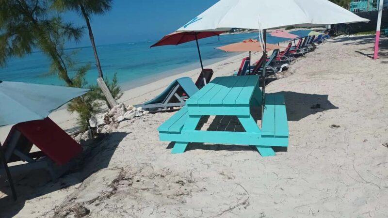 Grand Turk: Horseback riding Experience/Cockburn Town - Visiting the Local Village and Exploring Turks and Caicos