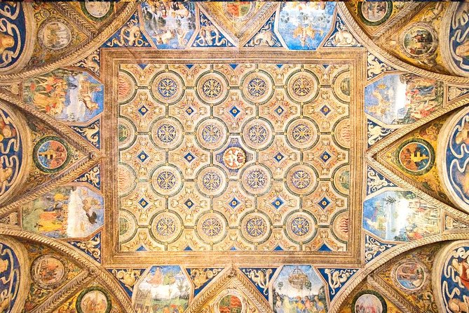 Grand Vatican Tour Full-day with Sistine Chapel and Borgia Rooms - The Raphael Rooms Offer Artistic Masterpieces