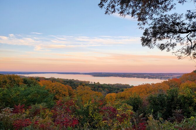 Grandview Drive Postcard Tour Experience - Exploring Grandview Lookouts and Scenic Overlooks