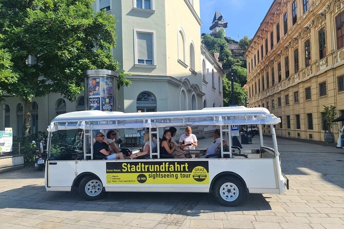 Graz city tours - Riding in the Electric Bus and Commentary Quality