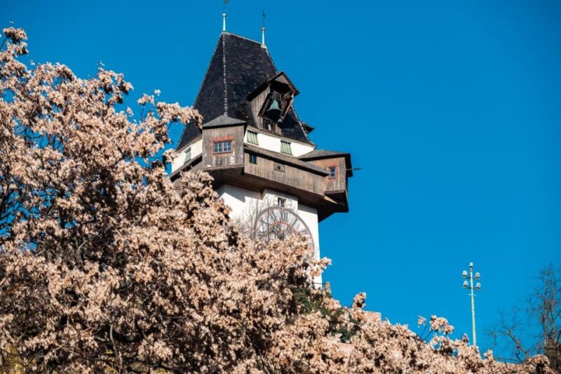 Graz: Express Walk with a Local in 60 minutes - Booking and Flexibility: Reserve with Confidence