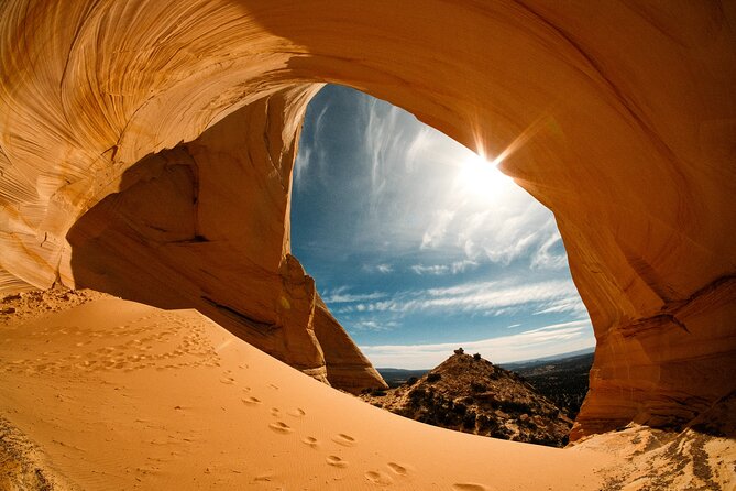 Great Chamber/Peekaboo Slot Canyon UTV Tour 4hrs - Explore Zion’s Iconic Peekaboo Slot Canyon on a 4-Hour UTV Adventure