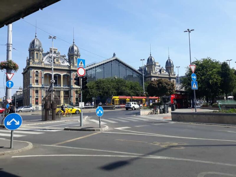 Great Hungarian Basilicas Tour & Folk Music Performance - Key Points