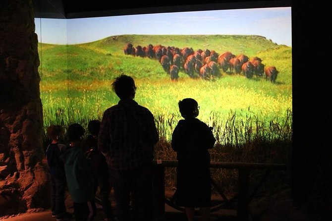 Great Platte River Road Archway Monument - Key Points
