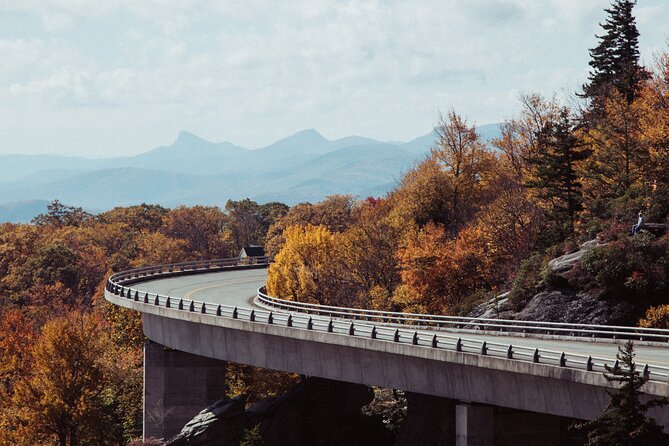 Great Smoky Mountains Full Day Private Tour & Hike - Included Gourmet Picnic Lunch