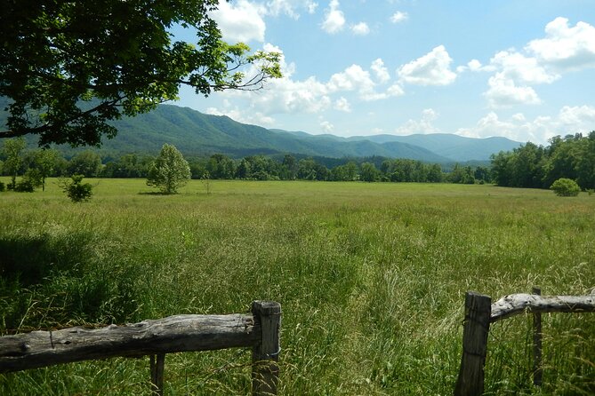 Great Smoky Mountains Self-Guided Scenic Drive and Audio Tour - The Benefits of a Self-Guided Audio Tour
