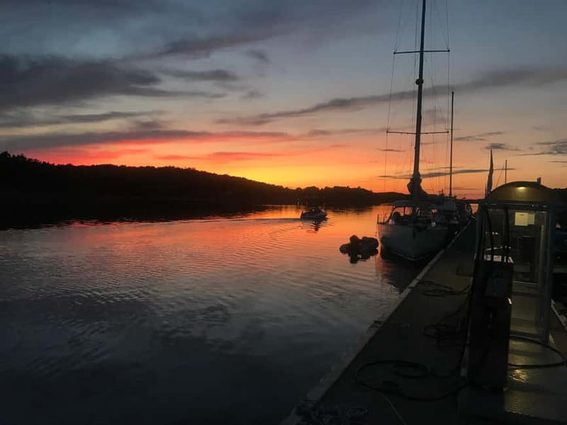 Grebbestad: boat tour private & individual - Sunset and Marine Life Viewing Opportunities