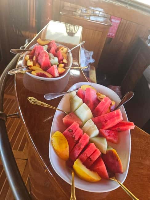 Greece: Private Gulet Cruise with Lunch and Drinks - Discover Greece from the Water on a Private Gulet Cruise