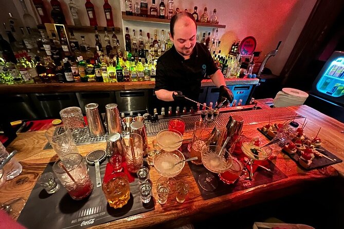 Greek Cocktail Experience in Santorini - What Makes Greek Spirits Special in This Tour