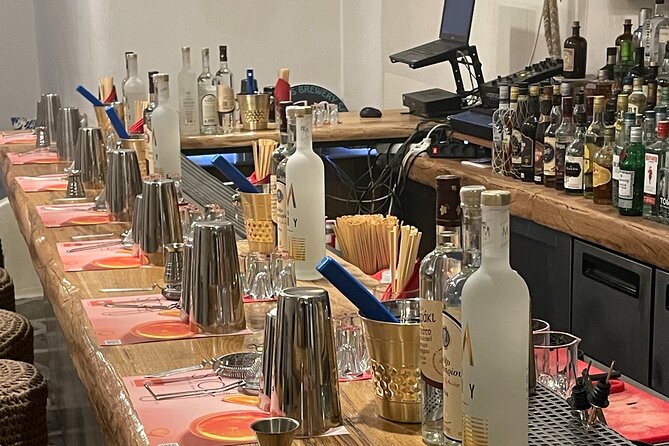 Greek Cocktail Experience in Santorini - The Experiences Atmosphere and Group Dynamics