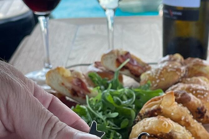 Greek Gastronomy & Wine Pairing Cruise with a Sommelier in Athens - Why This Greek Gastronomy & Wine Cruise Stands Out