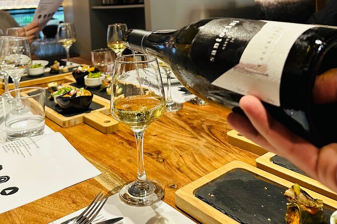 Greek Wine Tasting with Acropolis view - Key Points