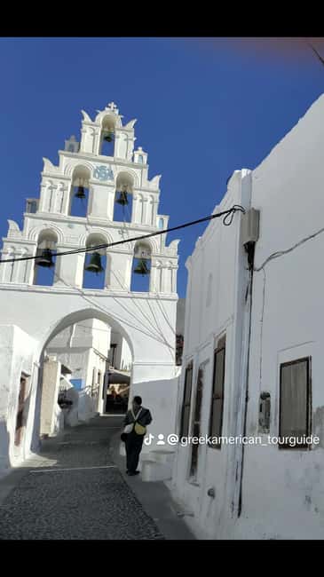 GreekAmerican guide Themistoklis to tour beautiful Santorini - The Charm of a Private Tour with Greek-American Insight