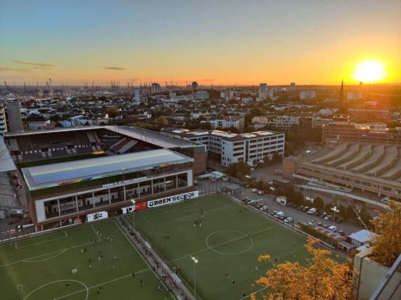 Green Bunker Tour on St. Pauli  the original - Key Points