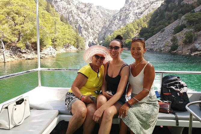 Green Canyon: 5 Hours Boat Trip with Lunch and Soft Drinks - Key Points