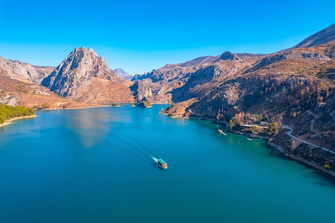 Green Canyon Boat Trip with Lunch and Unlimited Drinks - Food and Drinks: A Practical Perspective