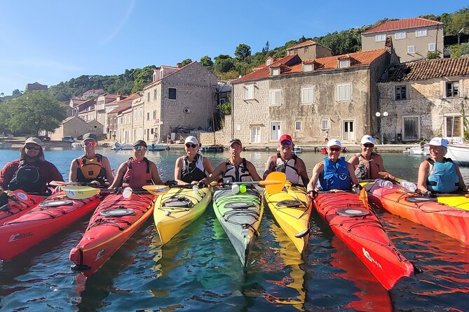 Green Cave Sea Kayak Day Tour in the Elaphiti islands - Meeting Point and Tour Logistics