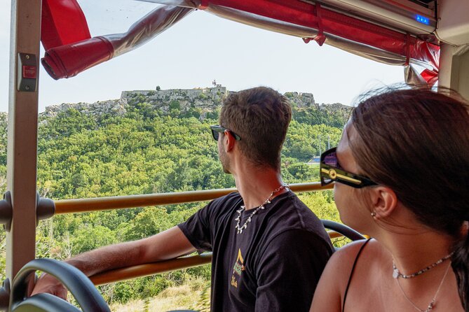 Green Line: Dalmatia For Nature Lovers with Sightseeing Bus - Review Highlights: Authentic Experiences and Knowledgeable Guides