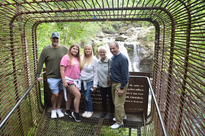 Greenock Private Tour Stirling Castle & Loch Lomond - Explore Scotland in Comfort and Style with a Private Greenock Tour