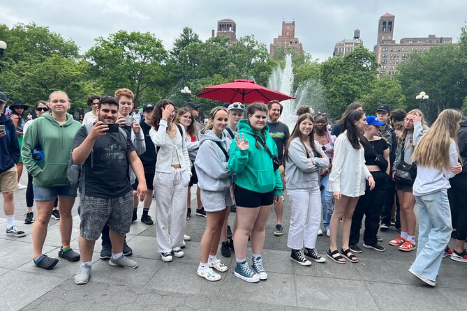 Greenwich Village Soho Little Italy/Paris Chinatown Walking Tour - Explore Five Iconic NYC Neighborhoods in One Guided Tour