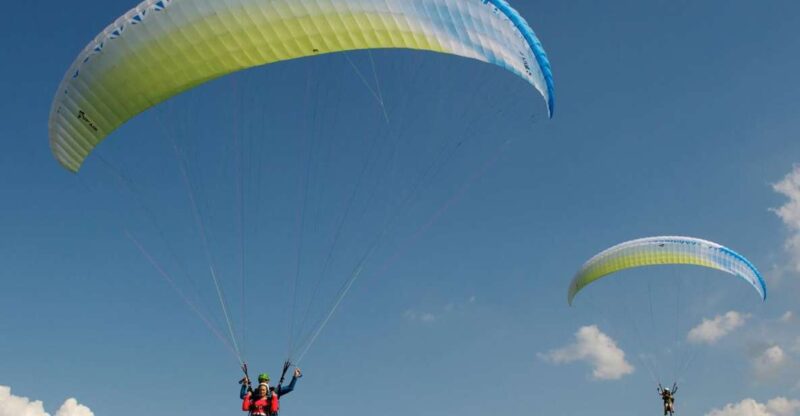 Grenoble: Pleasure baptism - Grenoble: Pleasure baptism — An exhilarating tandem paragliding adventure
